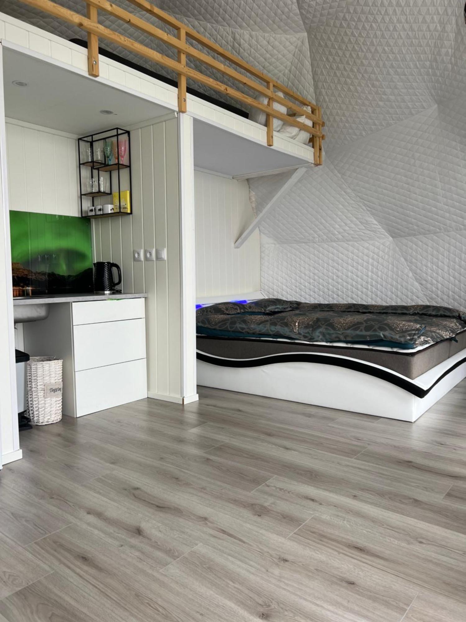 Hotel Evenes Artic Glamping à Evenesmarkja Extérieur photo