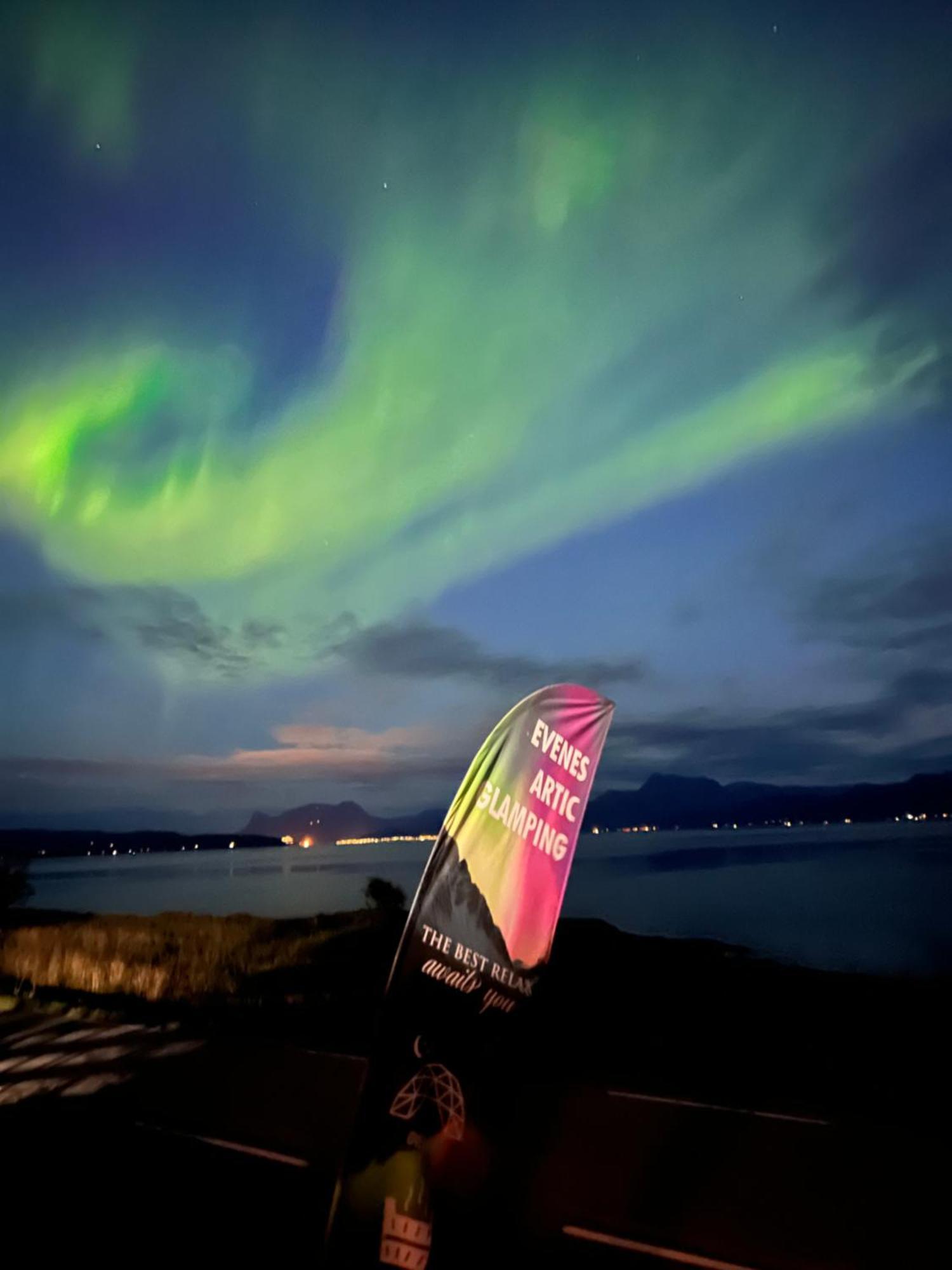 Hotel Evenes Artic Glamping à Evenesmarkja Extérieur photo